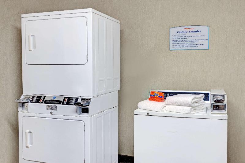 فندق Quality Inn