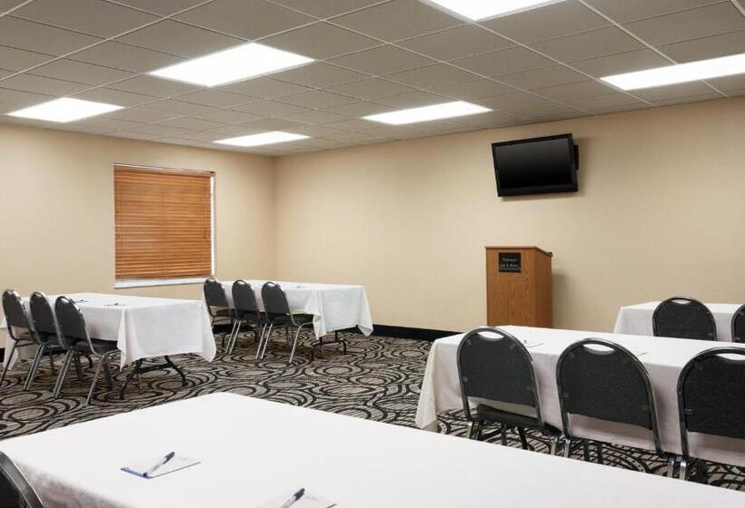 호텔 Baymont By Wyndham Elizabethtown