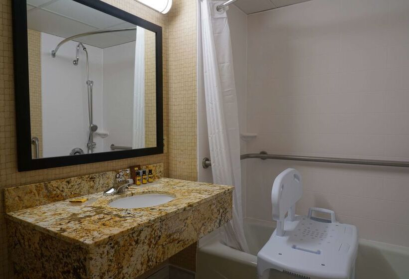 فندق Best Western Plus Morristown Conference Center