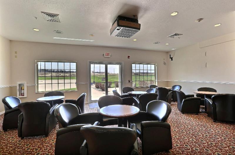 Boarders Inn & Suites By Cobblestone Hotels   Shawano