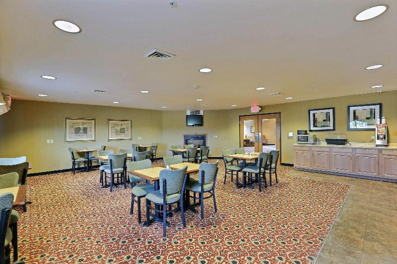 Boarders Inn & Suites By Cobblestone Hotels   Shawano