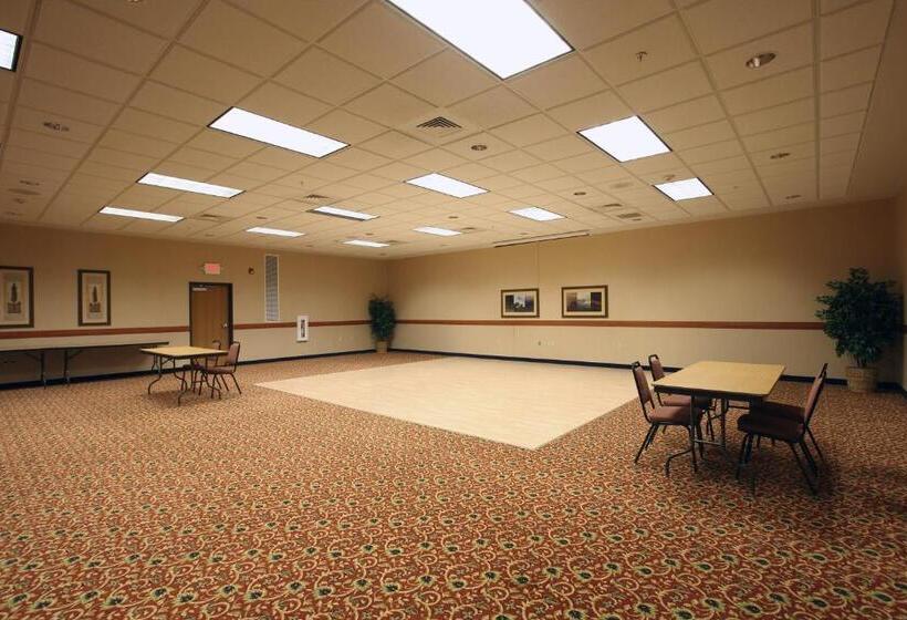Boarders Inn & Suites By Cobblestone Hotels   Shawano