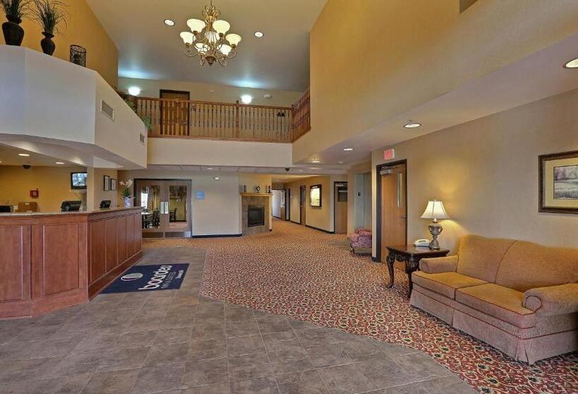 Boarders Inn & Suites By Cobblestone Hotels   Shawano