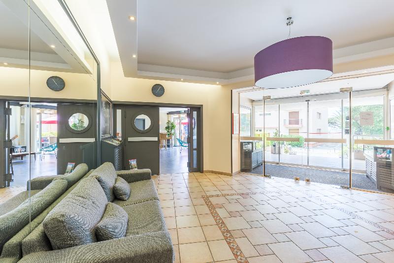 فندق Brise De Mer   Piscine Intérieure & Extérieure