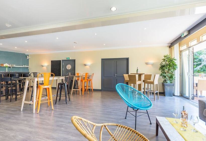 فندق Brise De Mer   Piscine Intérieure & Extérieure