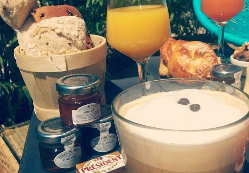 فندق Brise De Mer   Piscine Intérieure & Extérieure