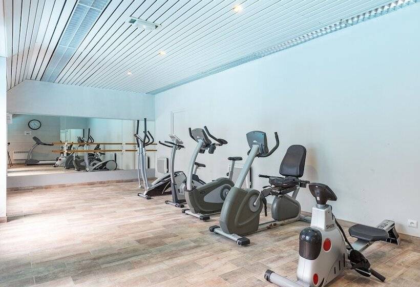 فندق Brise De Mer   Piscine Intérieure & Extérieure