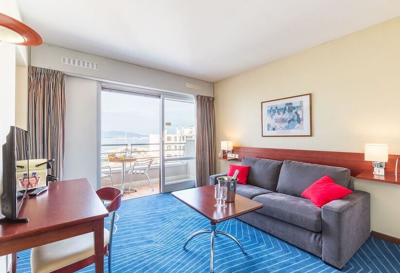 فندق Brise De Mer   Piscine Intérieure & Extérieure