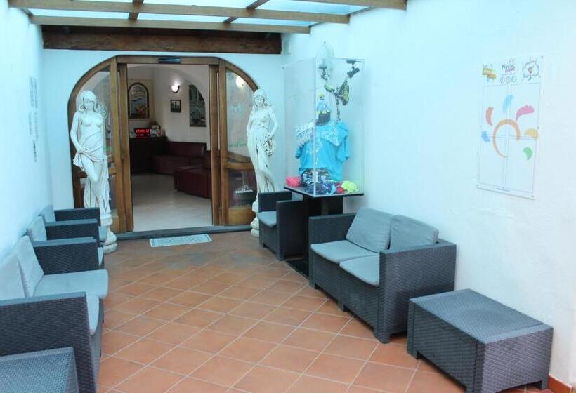 فندق Castiglione