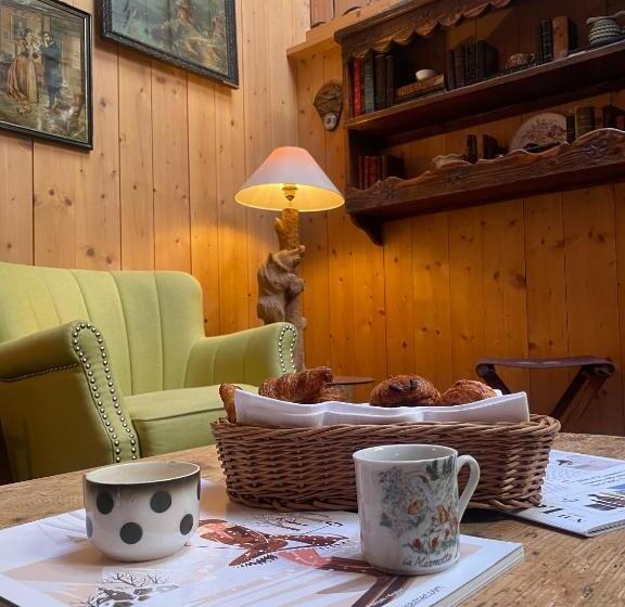 Отель Chalet Saintgeorges