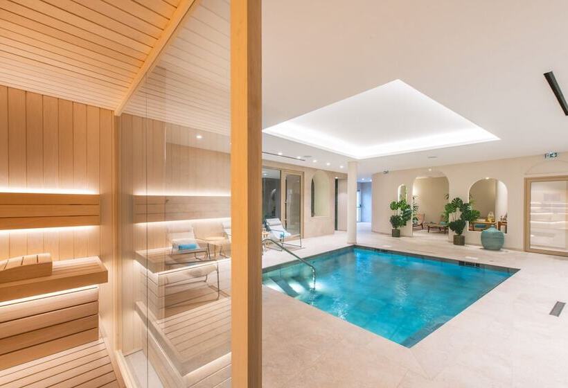 호텔 Hôtel Golf & Spa Château De La Bégude The Originals Collection