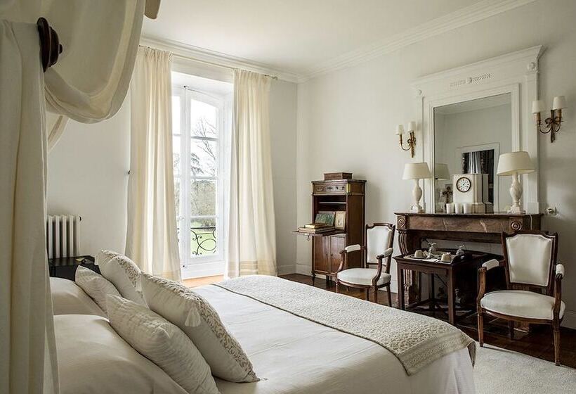 فندق Chateau Des Briottieres