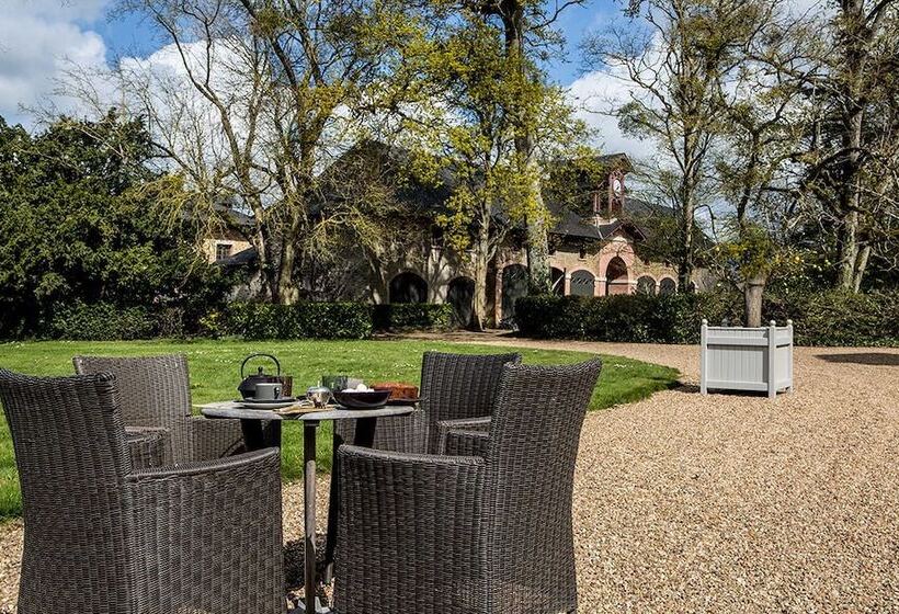 فندق Chateau Des Briottieres