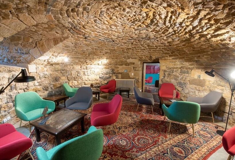 בית מלון כפרי Chateau Des Ducs De Joyeuse