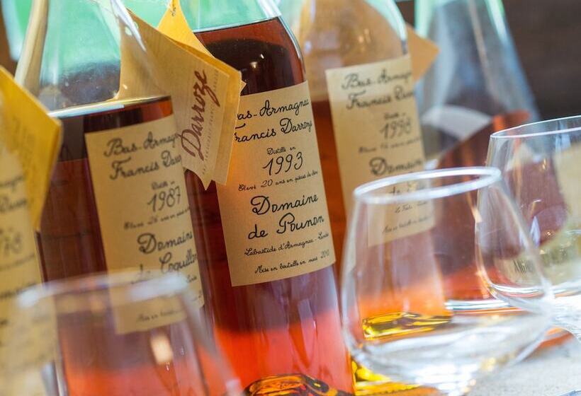 בית מלון כפרי Chateau Des Ducs De Joyeuse