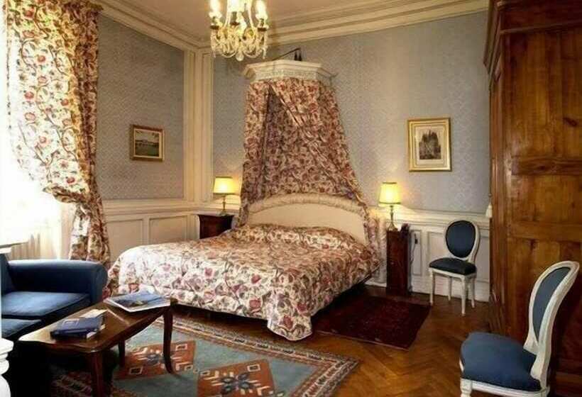 בית מלון כפרי Château De L Aubrière   Teritoria