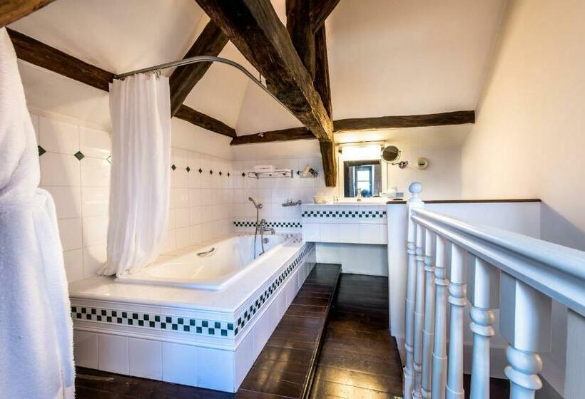 فندق Château De La Tour Du Puits