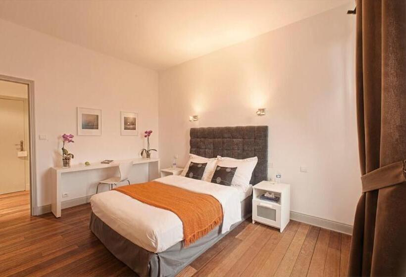 בית מלון כפרי Château Du Bois Guy