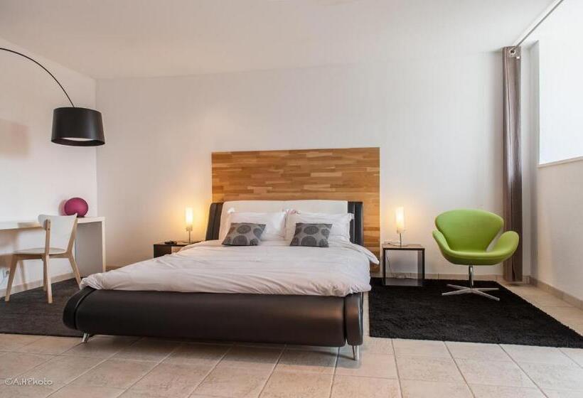 בית מלון כפרי Château Du Bois Guy