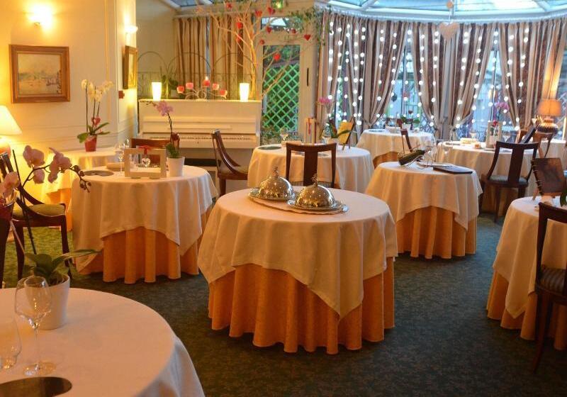 ホテル L Hôtel Le Cheval Noir