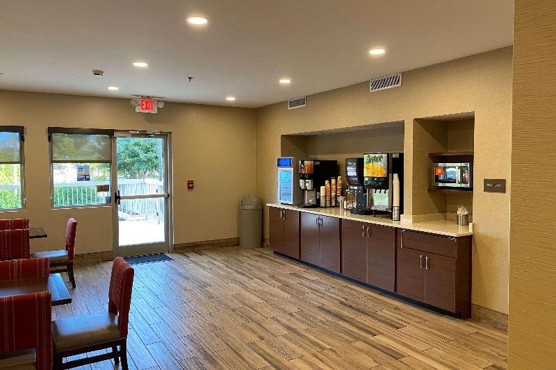 فندق Comfort Inn Airport