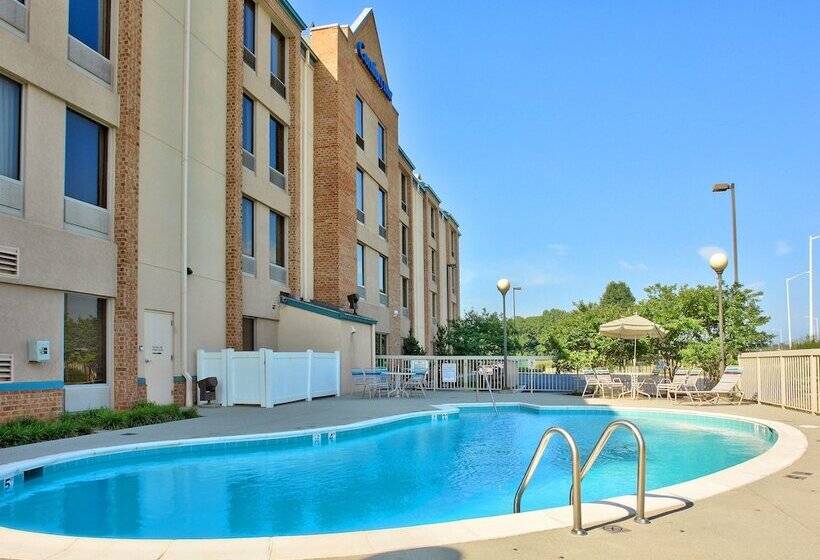 فندق Comfort Inn Airport