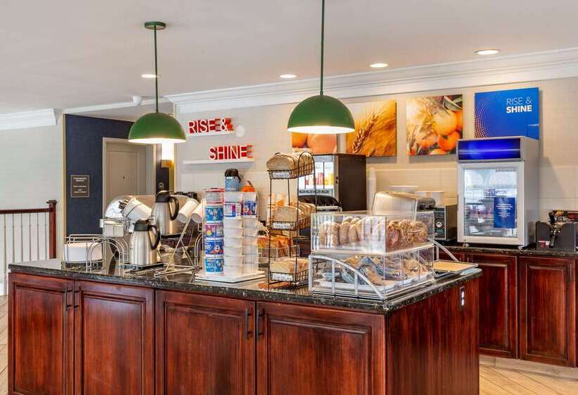 호텔 Comfort Inn & Suites East Greenbush   Albany