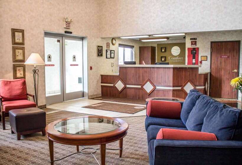 فندق Comfort Inn & Suites