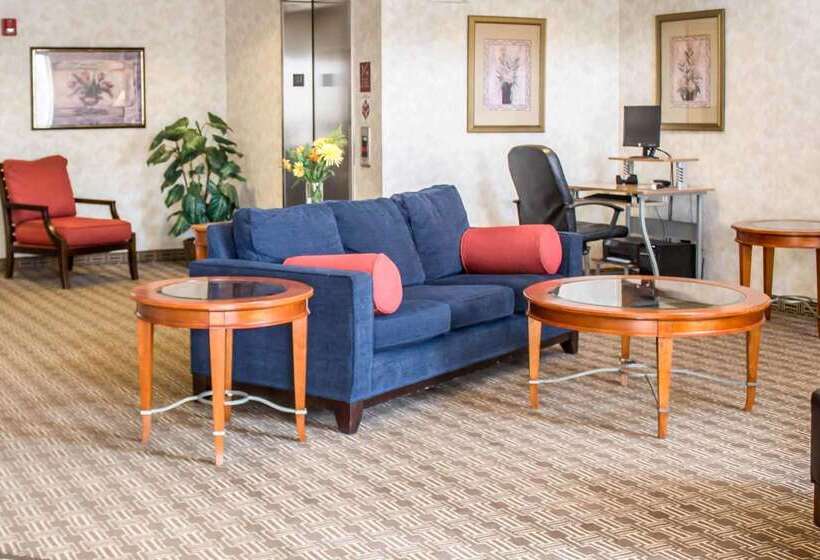 فندق Comfort Inn & Suites