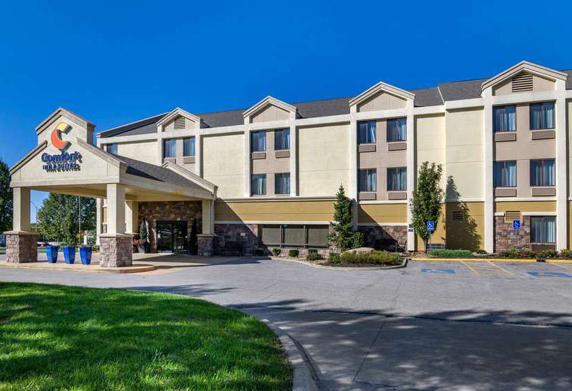 فندق Comfort Inn & Suites Kansas City   Northeast