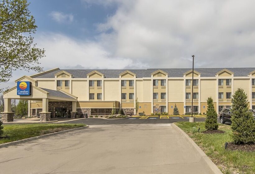 فندق Comfort Inn & Suites Kansas City   Northeast