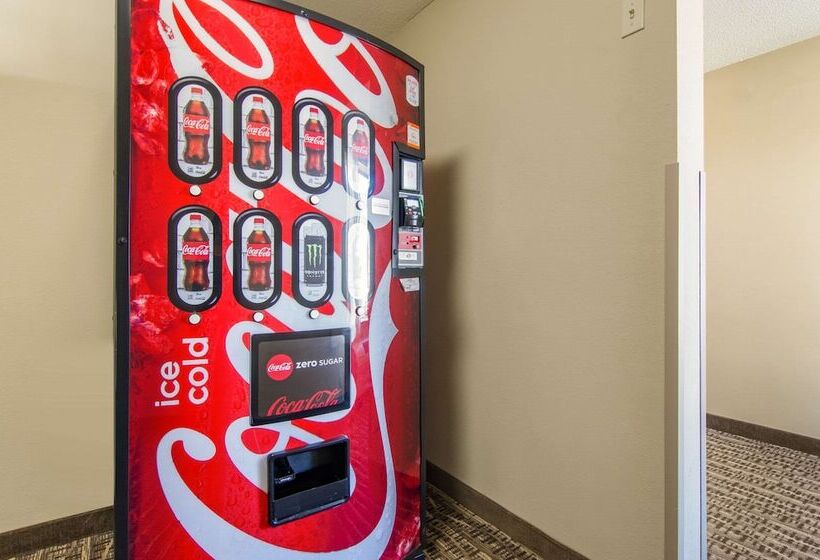 فندق Comfort Inn & Suites Kansas City   Northeast