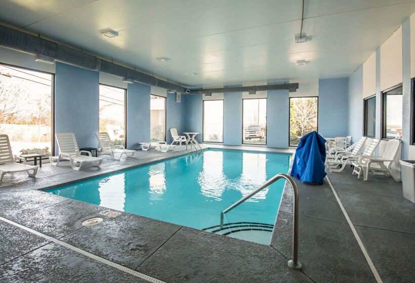 酒店 Comfort Inn & Suites