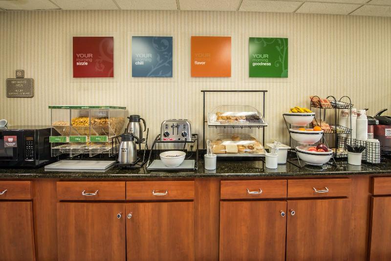 ホテル Comfort Inn & Suites