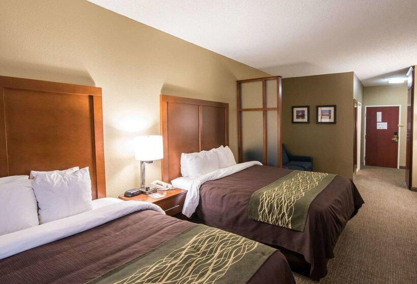 호텔 Comfort Inn & Suites