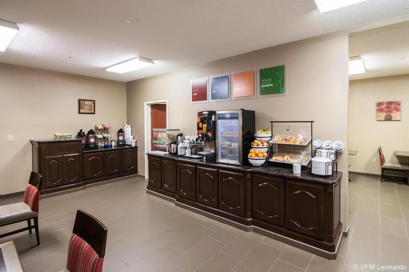 호텔 Comfort Inn & Suites