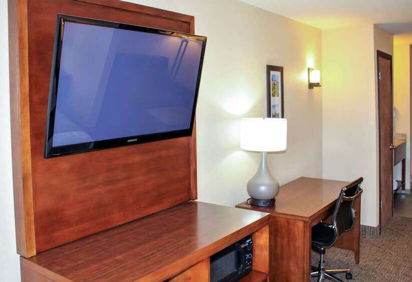 فندق Comfort Inn & Suites St Louis   Chesterfield