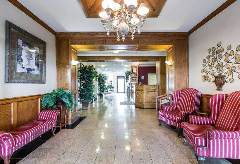 فندق Comfort Inn At Founders Tower