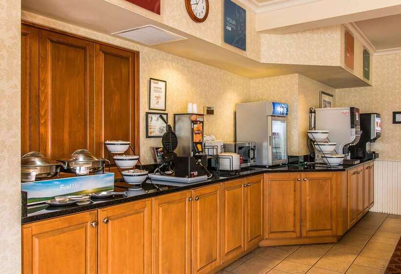 Отель Comfort Inn