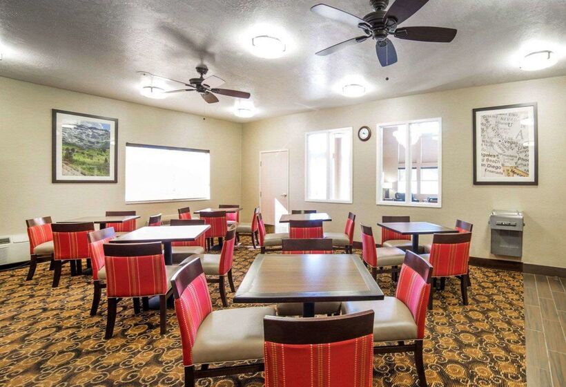 בית מלון כפרי Comfort Inn Elko