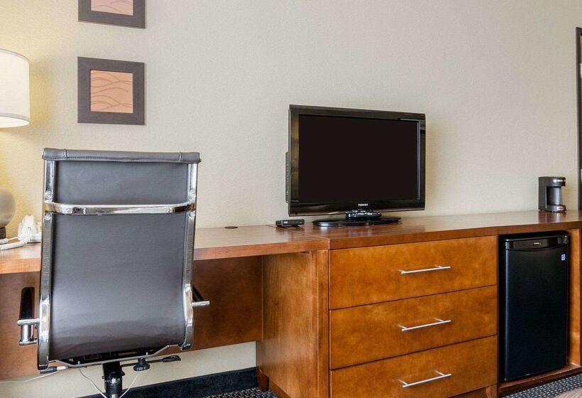 فندق Comfort Inn Garden City