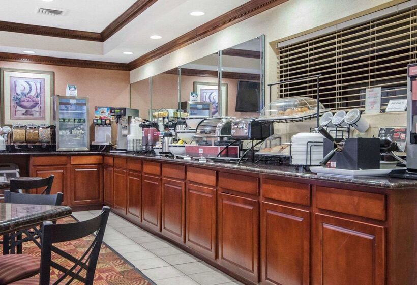 Отель Comfort Inn