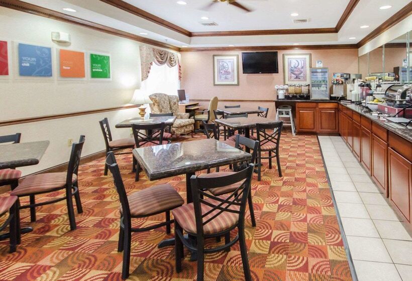 Отель Comfort Inn