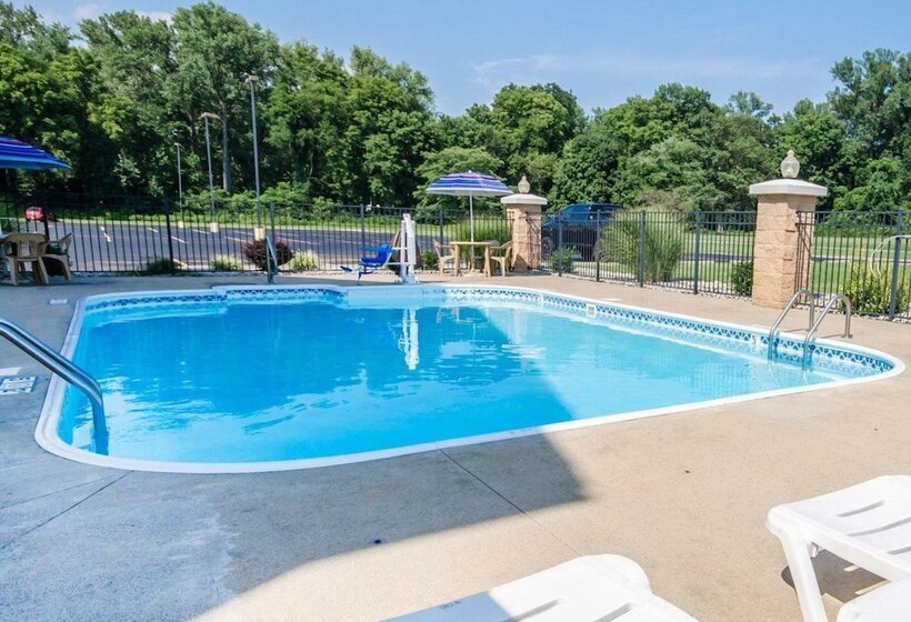 Отель Comfort Inn