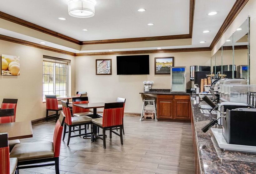 Отель Comfort Inn