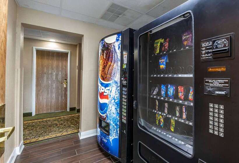 فندق Comfort Inn Muscatine Near Hwy 61