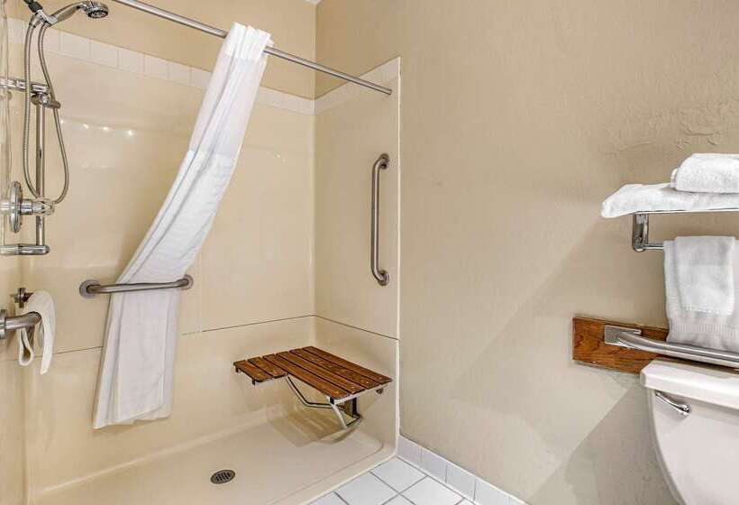 فندق Comfort Inn Muscatine Near Hwy 61