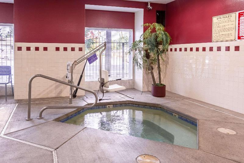 בית מלון כפרי Comfort Inn Portland Near I84 And I205