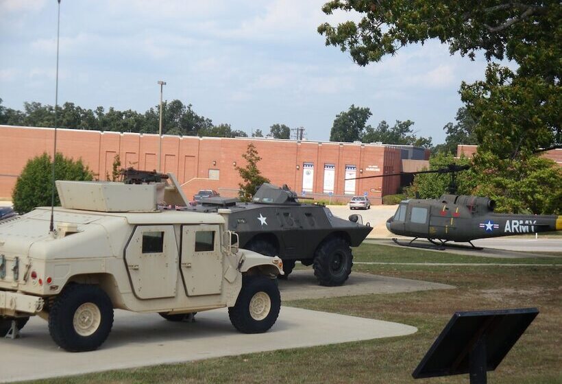 בית מלון כפרי Comfort Inn St Robert Fort Leonard Wood