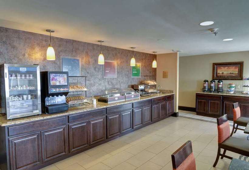 호텔 Comfort Inn & Suites